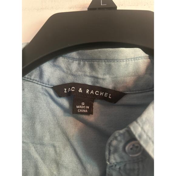NWT Zac & Rachel Women's Light Blue 3/4 Sleeve Shirt Button Front Size Small - Picture 3 of 8